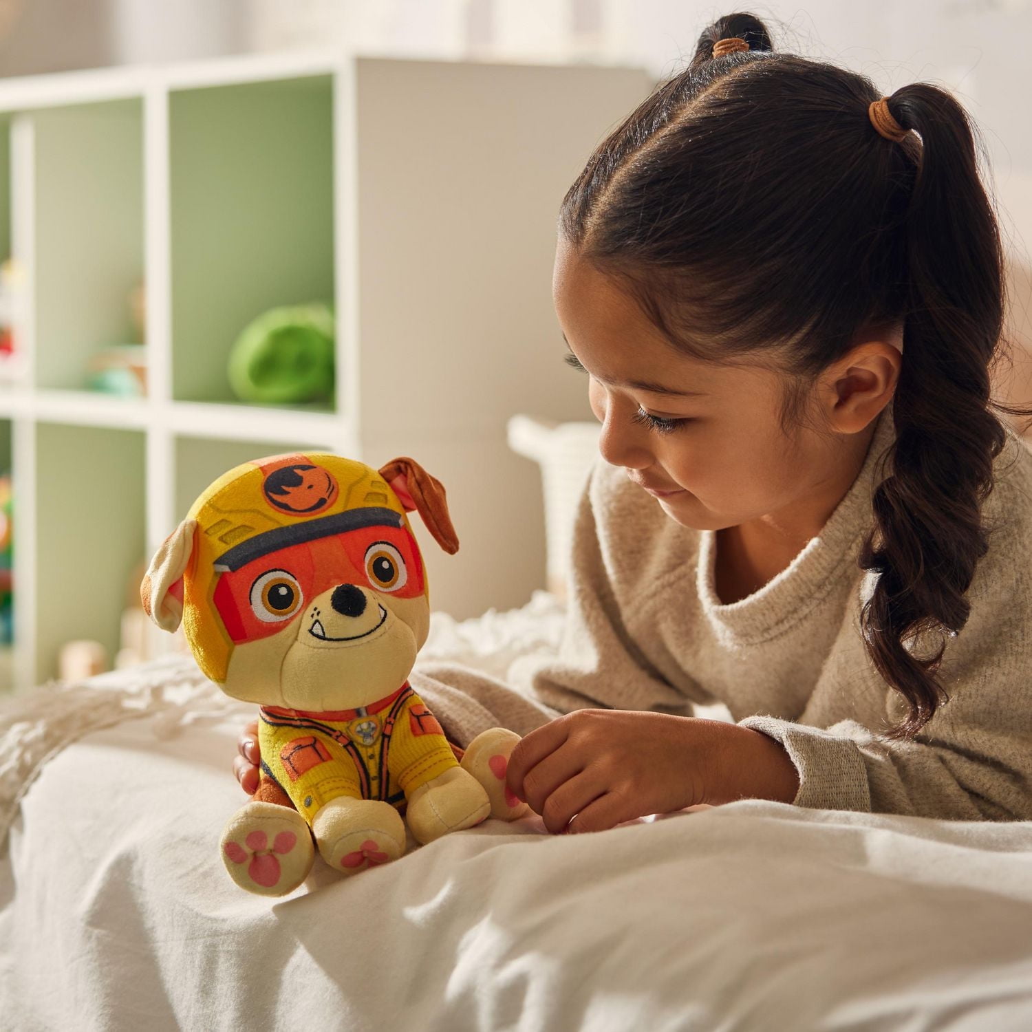 PAW Patrol Jungle Pups, Tracker 8-Inch Plush, Stuffed Animal Kids Toys for Boys & Girls Ages 3 and Up