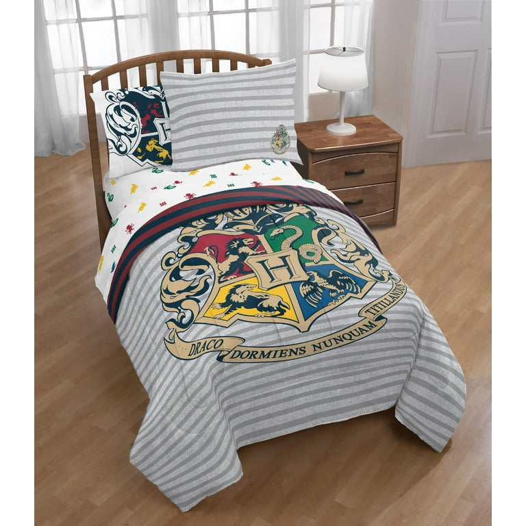 Warner Harry Potter Twin/Full Reversible Polyester Comforter