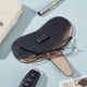 thumbnail image 5 of Estuche de cuero para gafas, portátil, suave, delgado, con cierre a presión, con paño de limpieza de gamuza para mujeres y hombres, color negro, 5 of 7