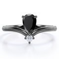 thumbnail image 1 of JeenMata Anillo de Compromiso con Borde Milgrain, Diamante Negro de 1 Quilate Cultivado en Laboratorio y Moissanita de Talla Pera, Piedra Doble en Forma de V, Baño de Oro Negro de 18 K sobre Plata, 1 of 6