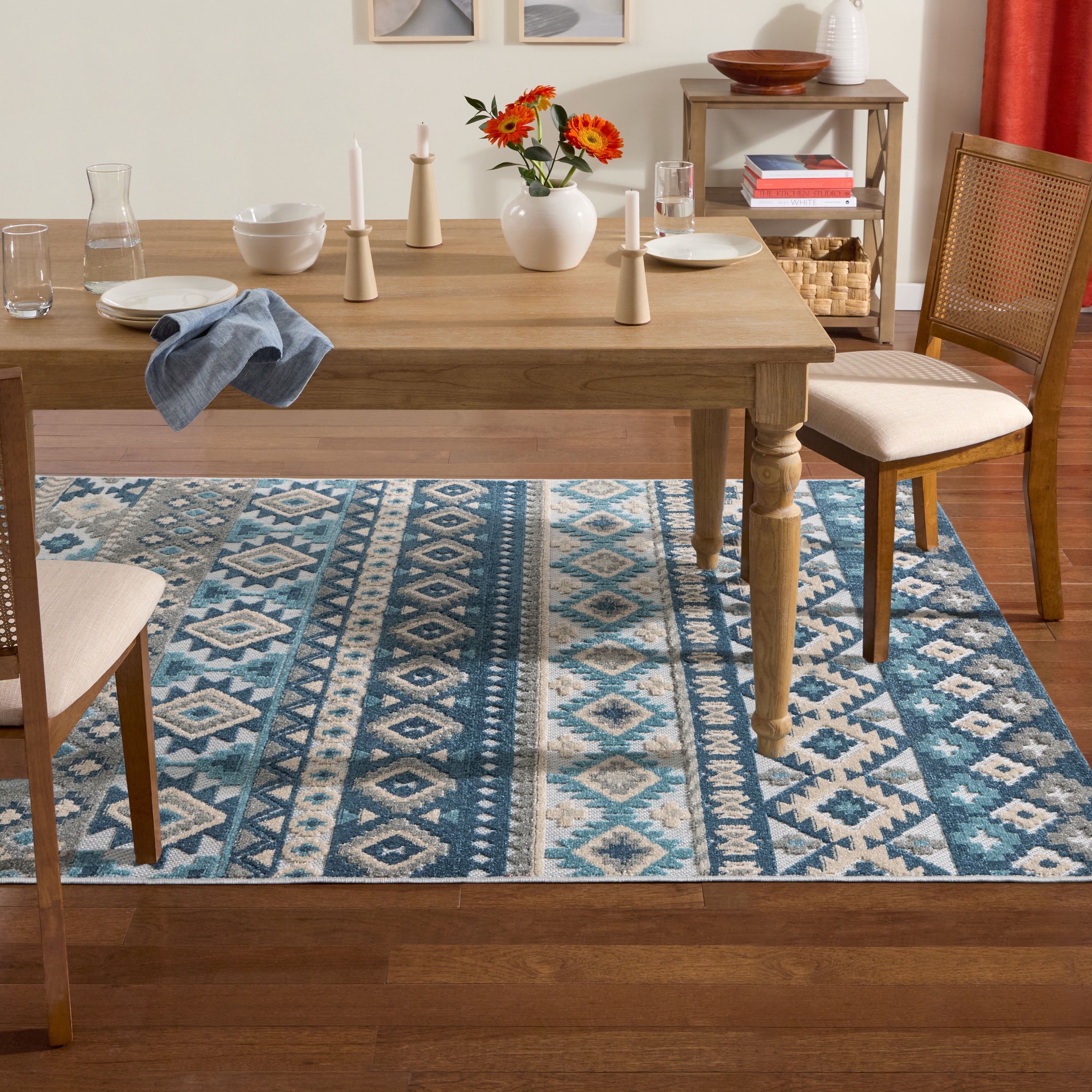 TOWN & COUNTRY EVERYDAY Dahlia Southwestern Stripe Indoor Outdoor Area Rug, UV Fade Resistant, High-Low Pile, Blue/Multi, 5'2"x7'2"