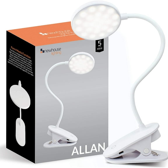 Newhouse Lighting Clip Light LED Lamp with USB Charging Port, White