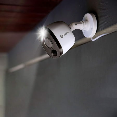 Swann - Indoor/Outdoor 1080p Wired Surveillance Camera - Black/White