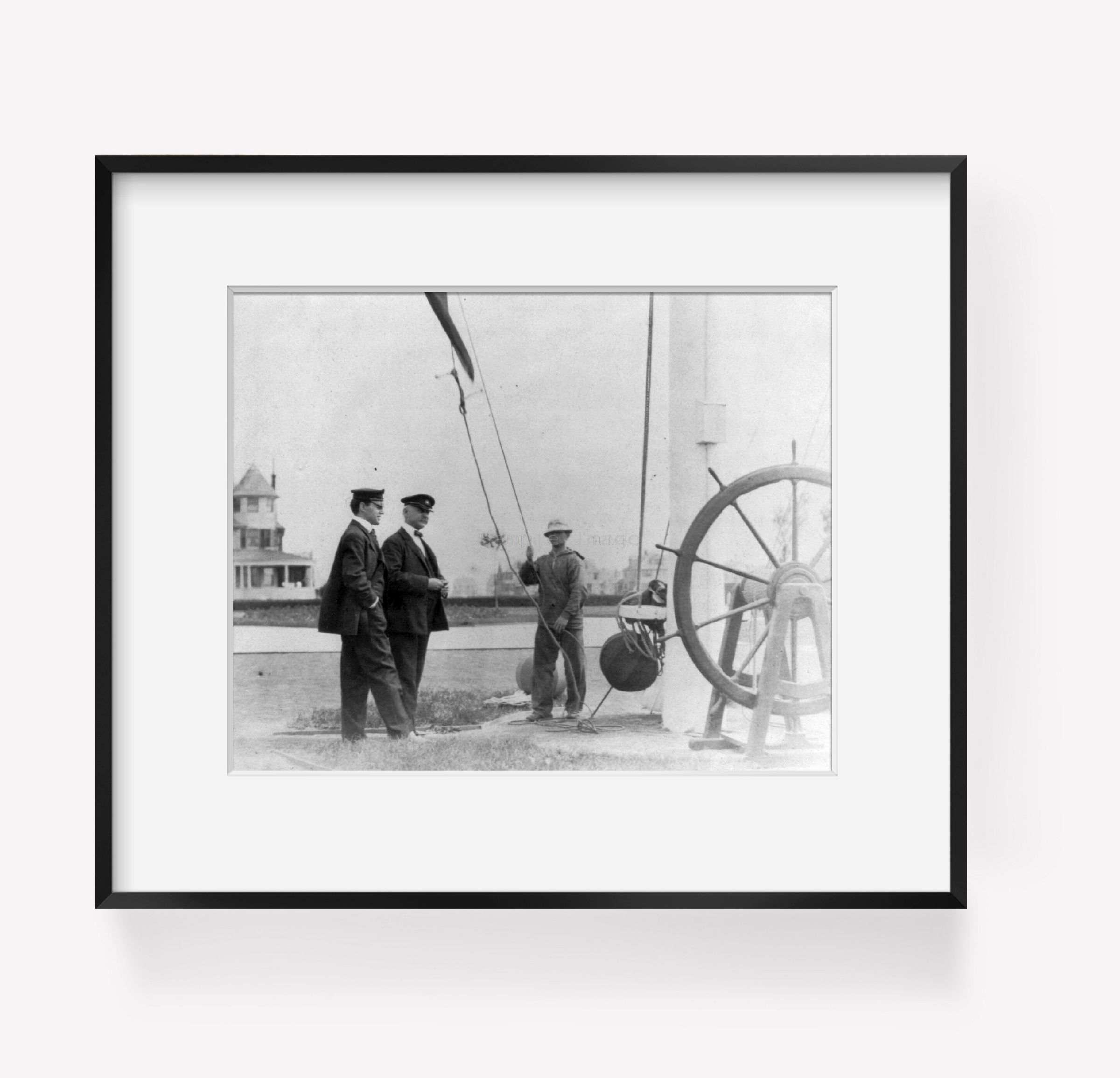 Photo New York Yacht Club, Oyster Bay, men watching sailor hoist flag