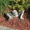 thumbnail image 3 of Design Toscano KY47167 la Statue Zombie de Moors, Moyen, Couleur Complète, 3 of 5