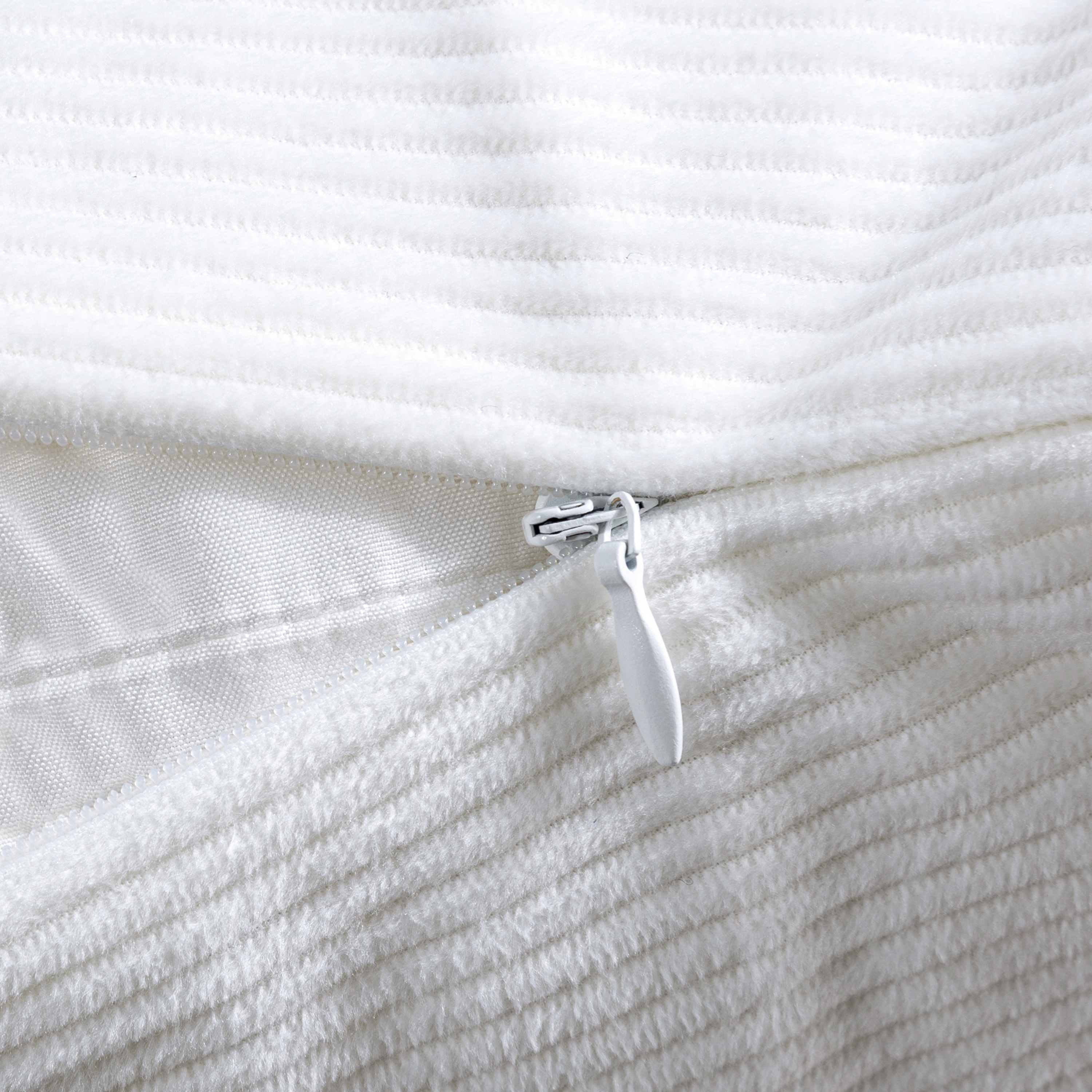 Phantoscope Soft Corduroy Velvet Decorative Throw Pillows with Cotton Tassel Trim, 18 x 18 in, Pure White, 2 Pack