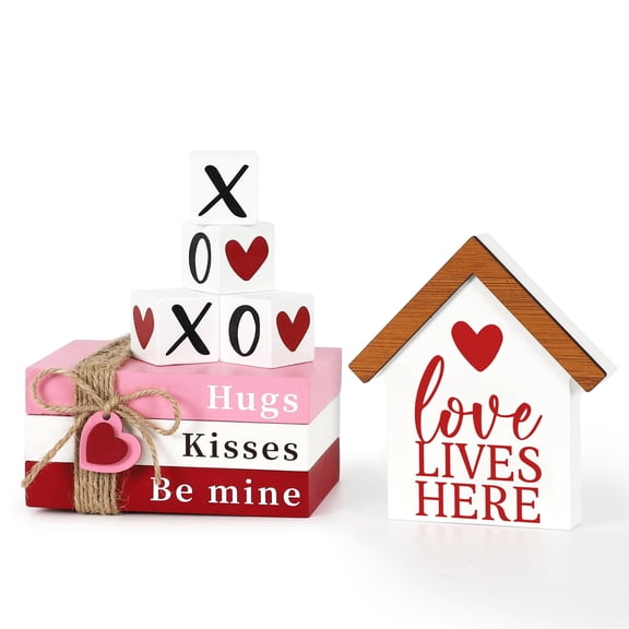 Pila decorativa de libros de madera con bloques XOXO para el día de San Valentín