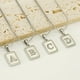 thumbnail image 4 of Cadena de hueso de serpiente de acero inoxidable, collar de 26 letras, colgante de letra mayúscula de concha cuadrada de estilo europeo y americano para mujer ins, 4 of 6