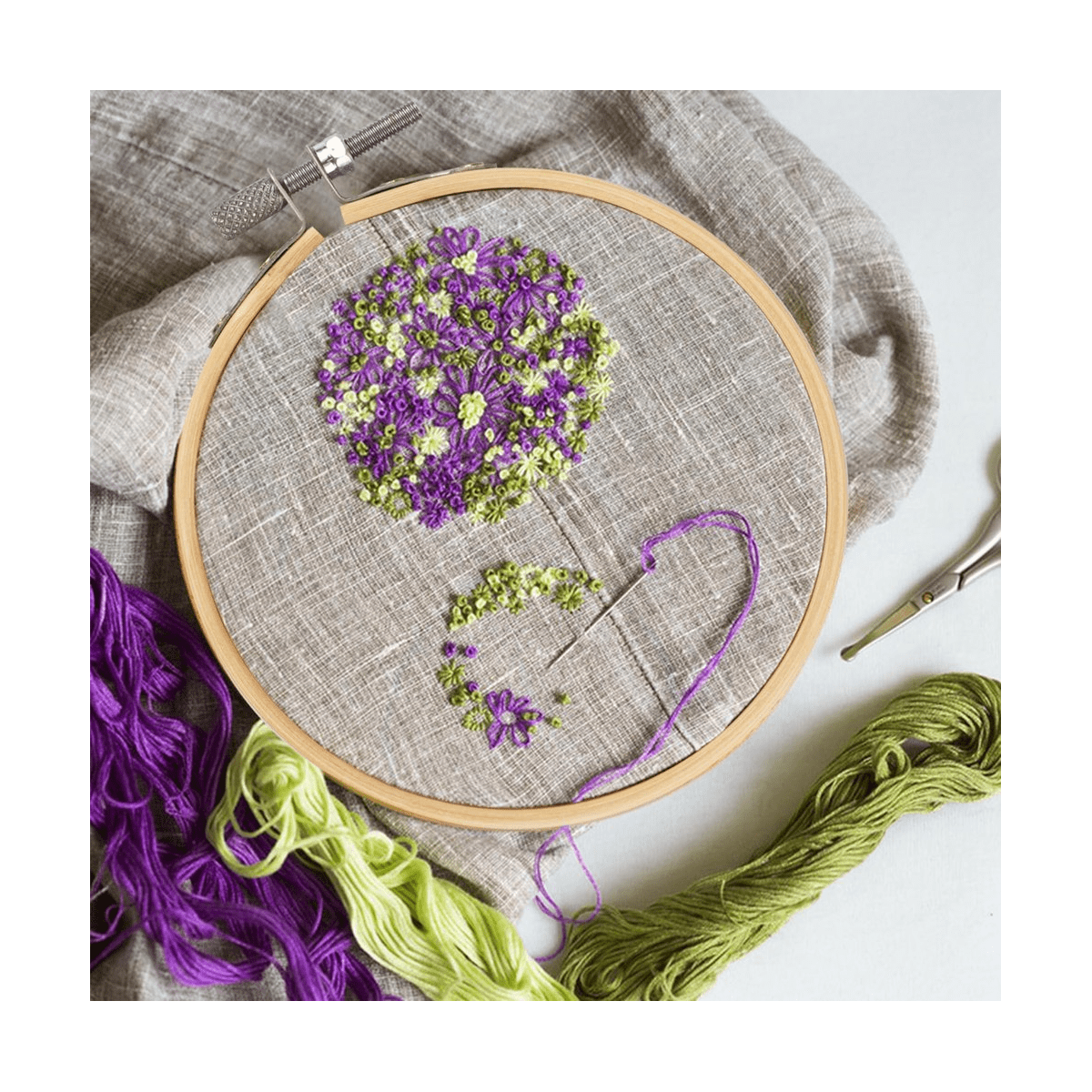 15PCS Bamboo Embroidery Hoops Set, 12 Inch Embroidery Hoop Adjustable in Bulk for Needlework, Sewing and Crafts