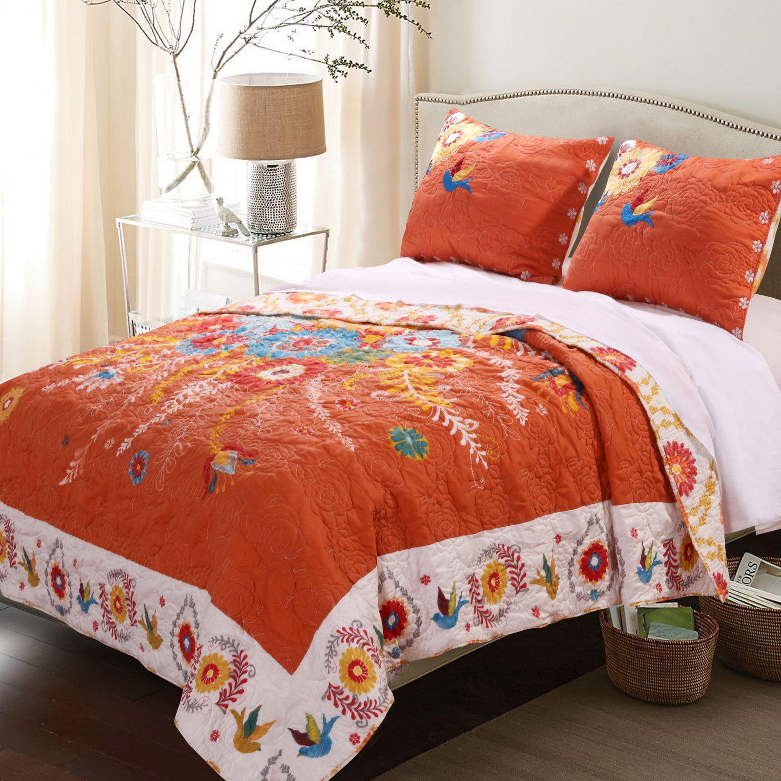 dramatic floral bedding