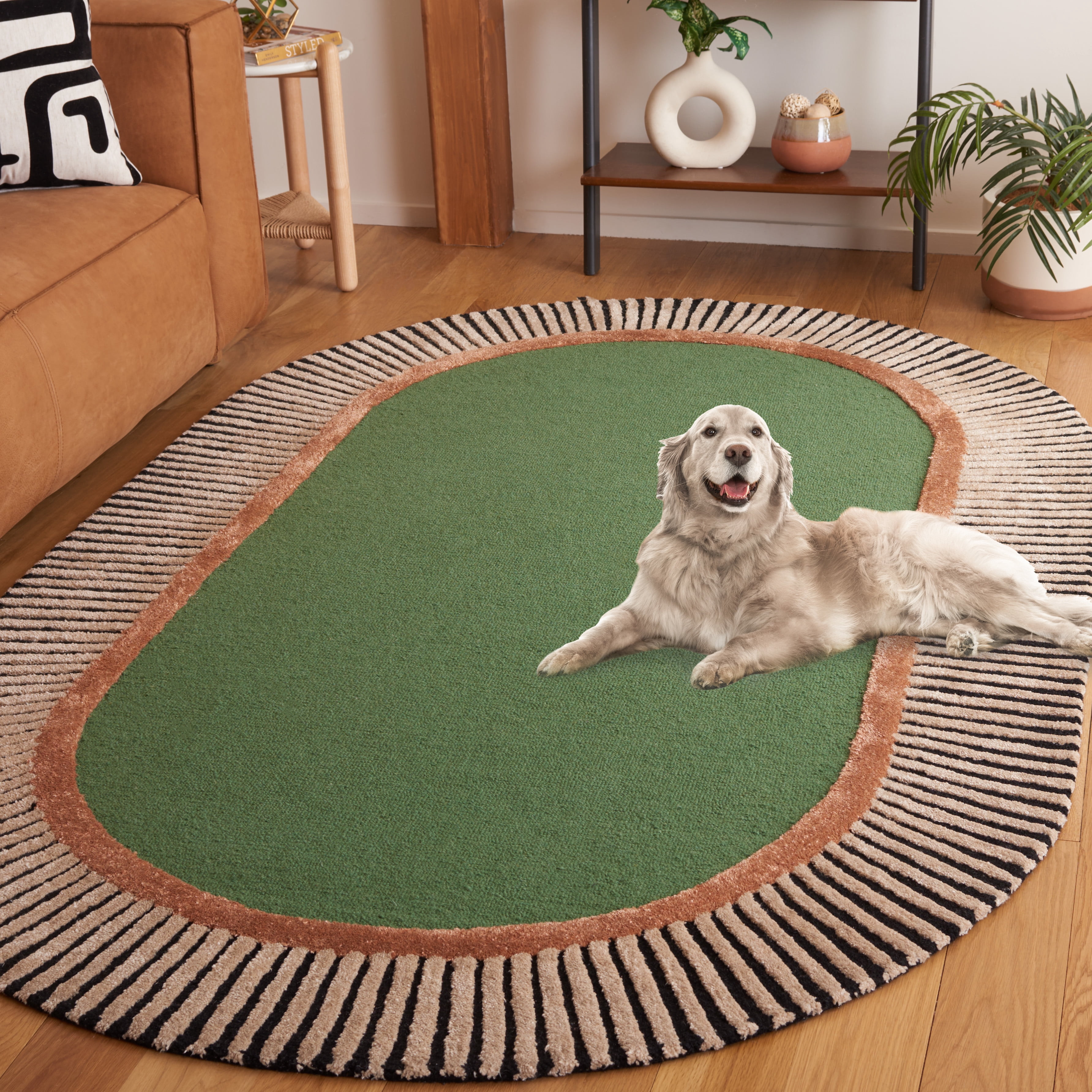 SAFAVIEH Fifth Avenue Clotilda Bordered Area Rug, Green/Black, 5' x 8' Oval