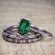 thumbnail image 4 of JeenMata Anillo de Bodas de Tres Esmeraldas Verdes Creadas en Laboratorio de 2,25 Quilates Engastadas en Oro Negro de 18 K sobre Plata, 4 of 6