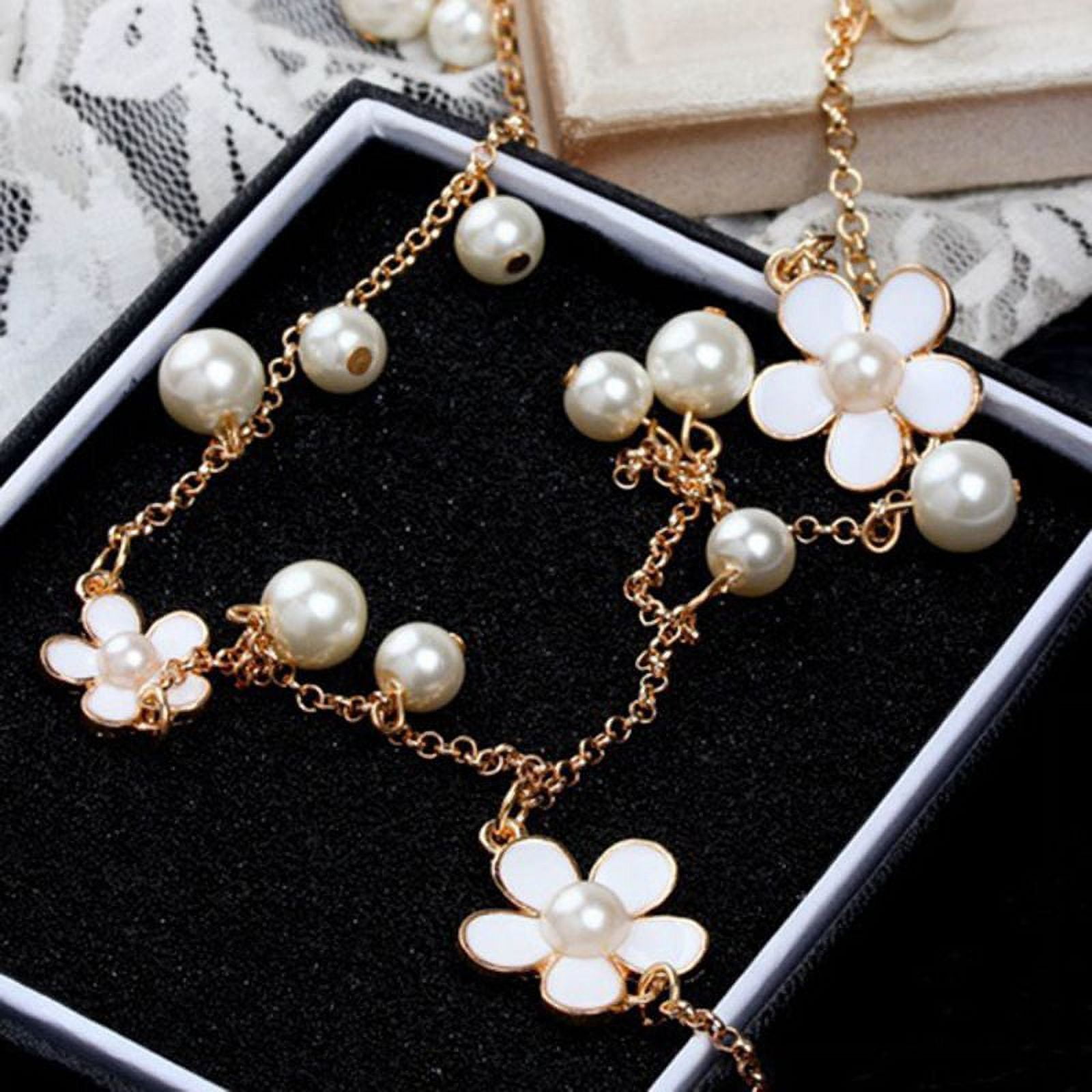Fashion Jewelry Designer Imitation Pearl Necklace Camellia Flower Long  Stranded Necklace for Women