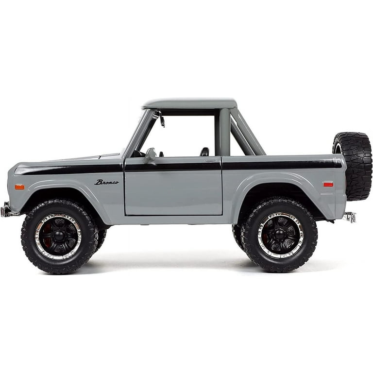 Jada Toys Just Trucks 1:24 Die-cast 1973 Ford Bronco Car