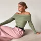 thumbnail image 2 of Tops de punto con cuello oblicuo y mangas largas para mujer, suéteres ajustados para mujer, 2 of 5