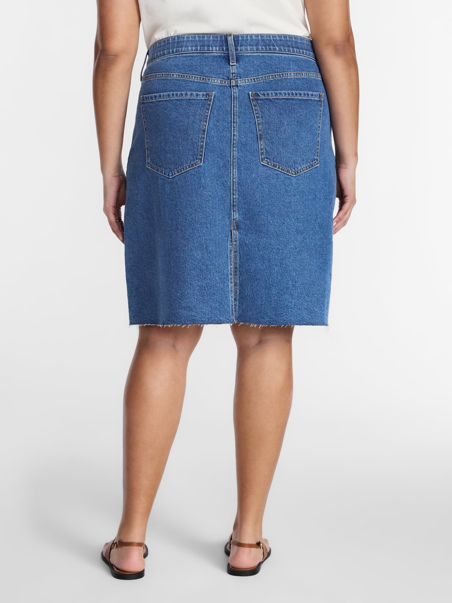 Terra & Sky Women's Knee Length Denim Skirt, Sizes 16W-26W