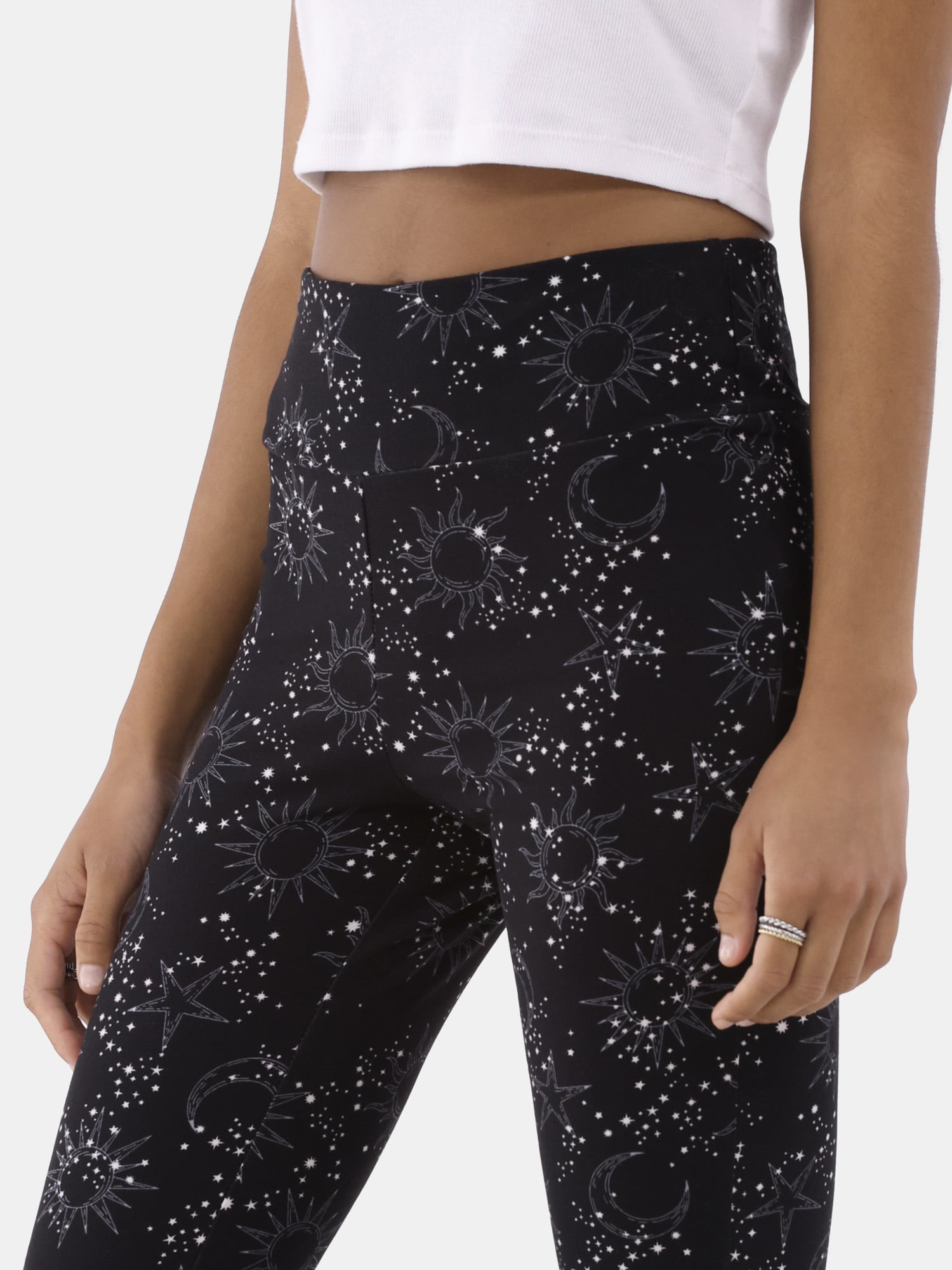 No Boundaries Flare Pants and 2-Pack, Women's and Women’s Plus
