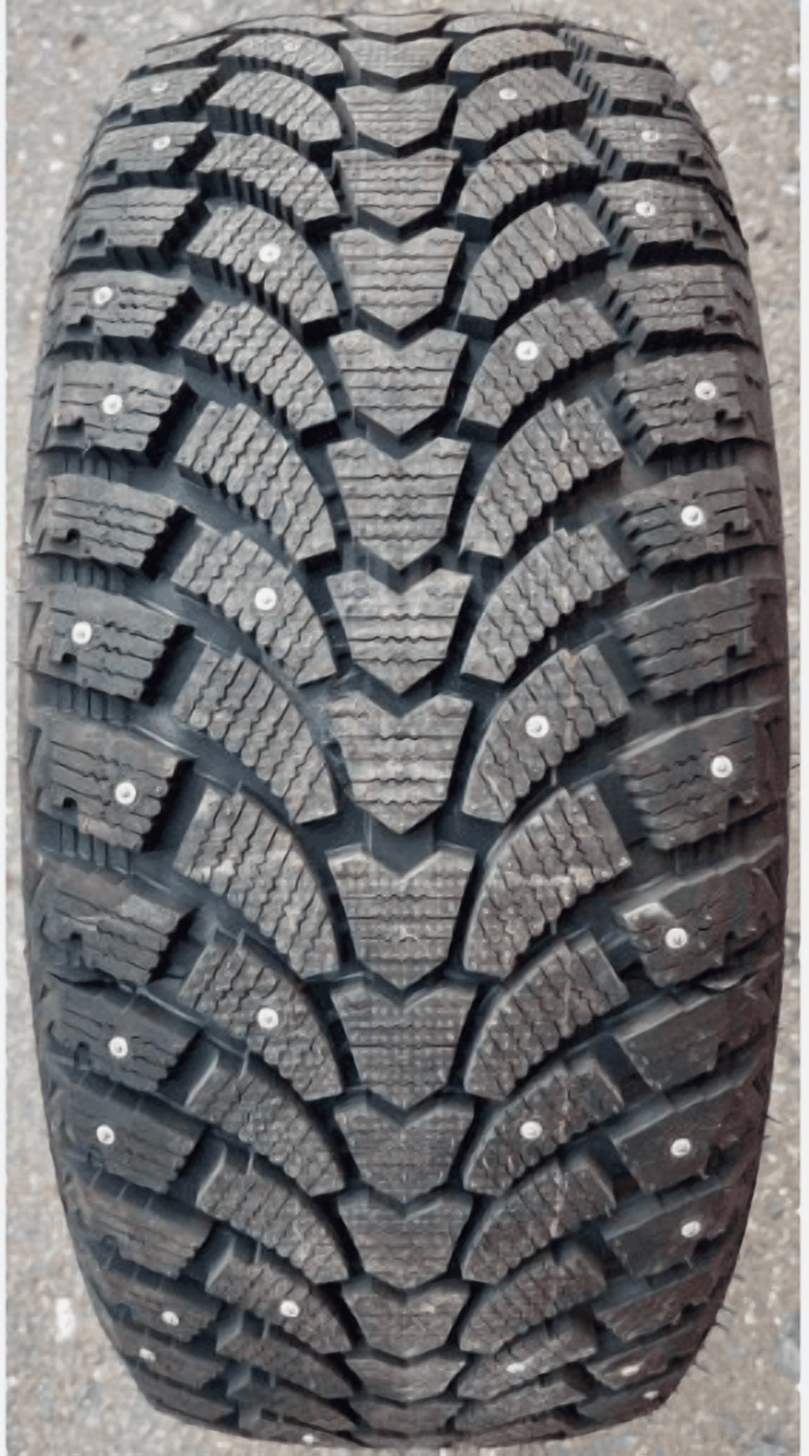 Maxtrek Tire Trek M900 Ice - STUDDED 235/60R18XL 107S winter passenger car tire