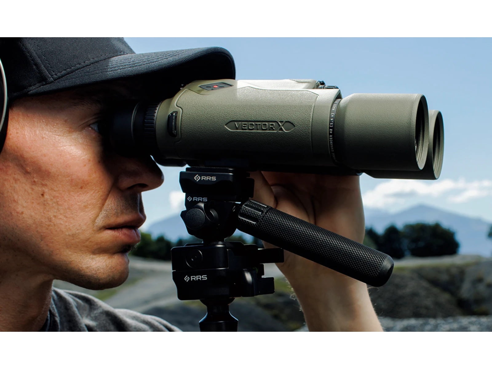 Really Right Stuff Binocular Vector X Mount, 1.5 Dovetail Plate, Secure Attachment, Precise Alignment (RRS-BVM)