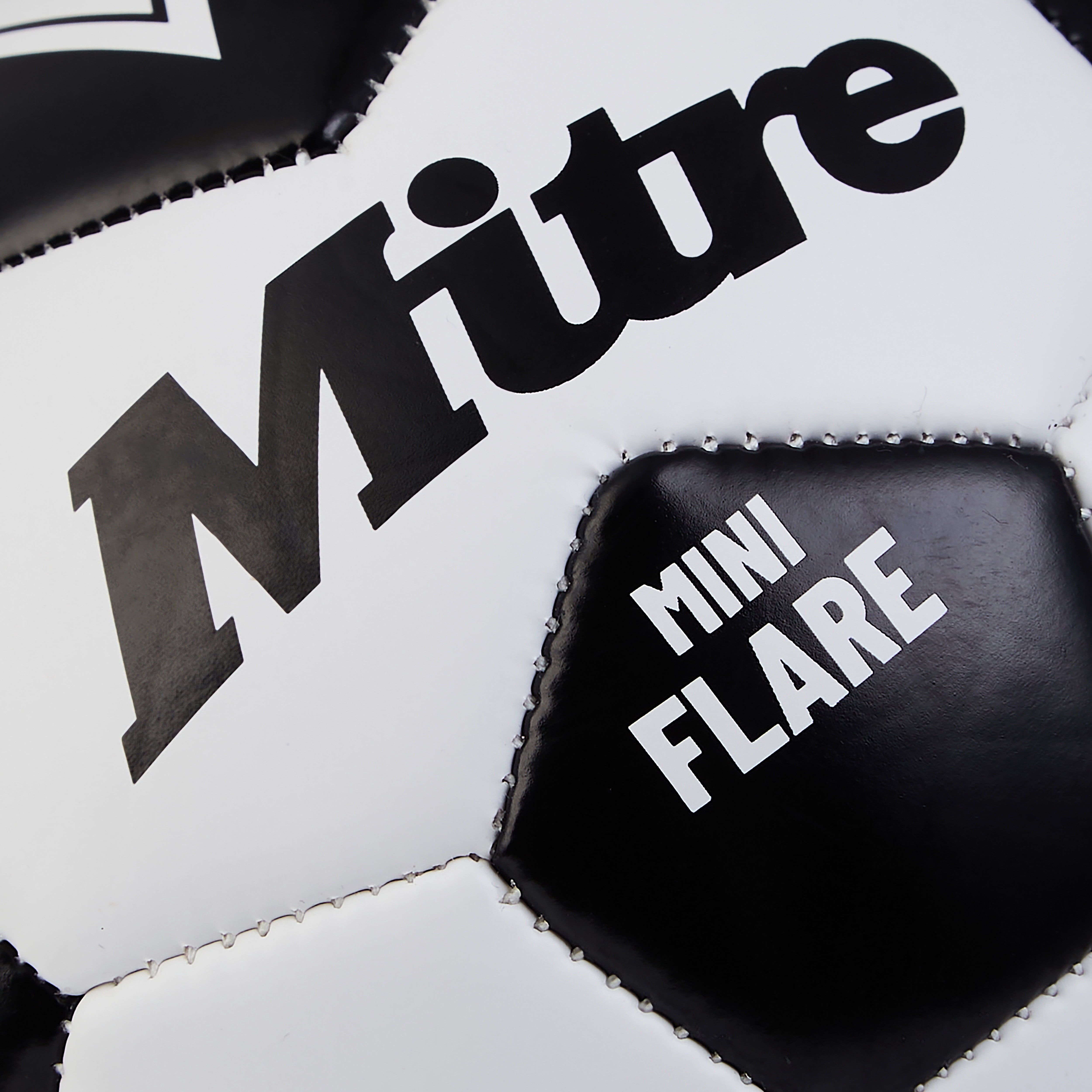 Mitre Unisex Recreation Soccer Ball - Durable Machine-Stitched 32-Panel Construction - Soft-Touch Feel - Versatile Play on Grass & AstroTurf - Available in Sizes 3, 4 & 5