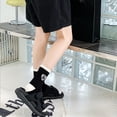 thumbnail image 2 of Calcetines redondos suaves con puntera con bordado floral, 2 of 5