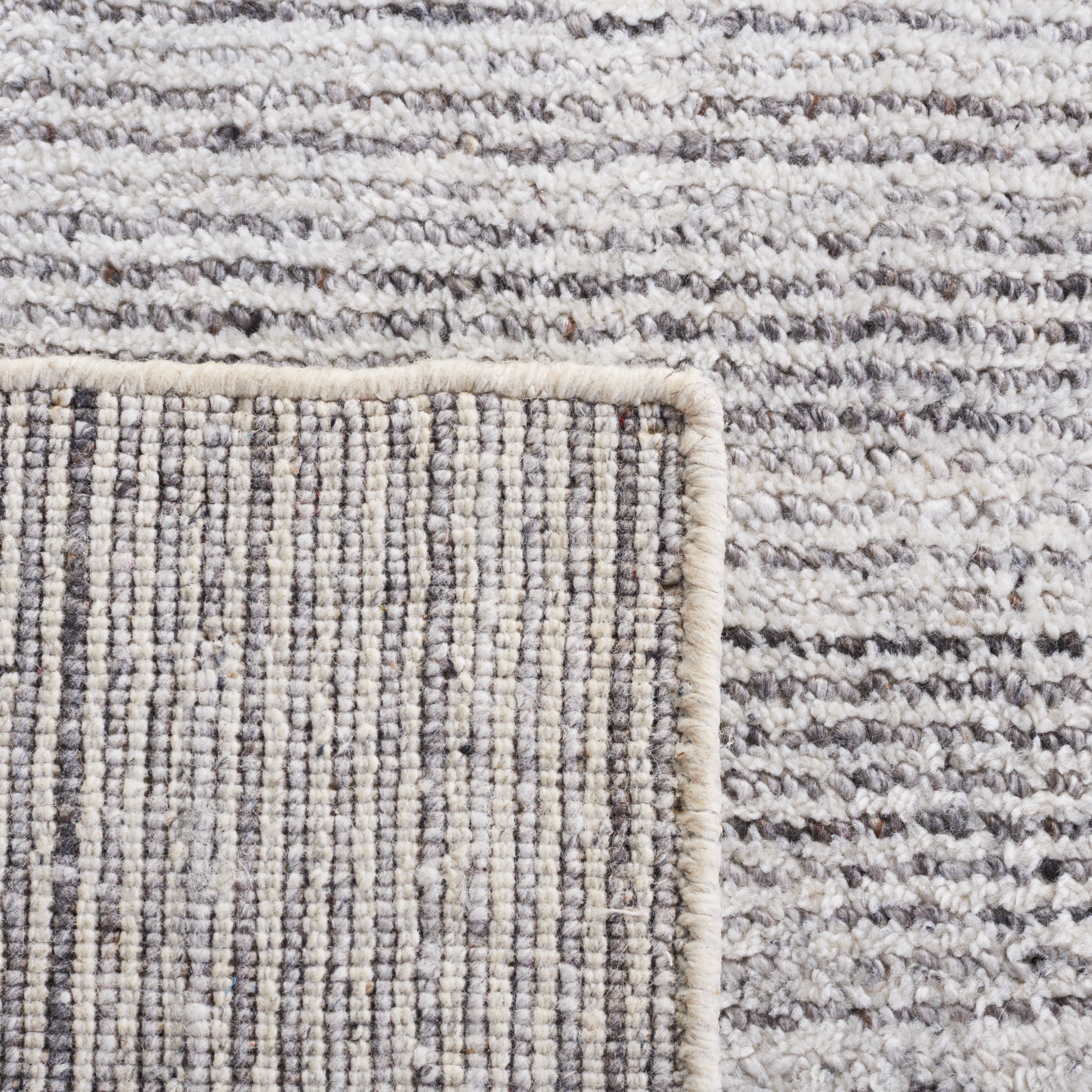 Safavieh Mirage Weldon Distressed Area Rug, Ivory/Gray, 9' x 12'