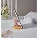 thumbnail image 2 of Soporte de teléfono de oso lindo NETSENG para decoración de escritorio soporte de teléfono Kawaii soporte de teléfono de escritorio Universal, regalos de pareja de mejores amigos oso de fresa Juguete, 2 of 4