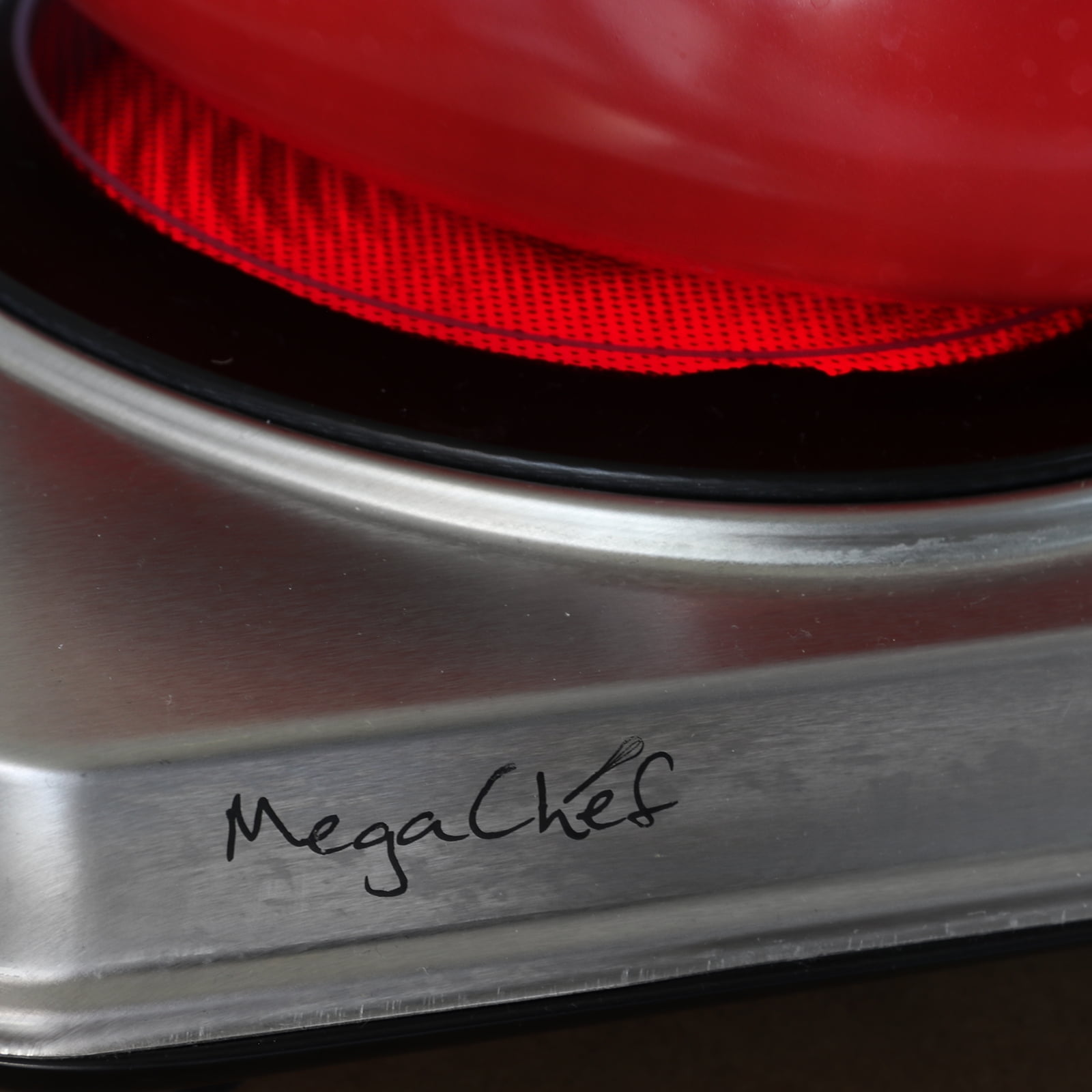 MegaChef Electric Easily Portable Heavy Duty Lightweight Dual Size Infrared Burner Cooktop Buffet Range in Sleek Steel