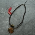 thumbnail image 4 of Collier Pendentif en Bois Marron pour Femmes, 4 of 5