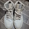 thumbnail image 3 of Ni - ke Air Jordan 1 Mid SE Grey fog Shoes 11.5 Leather Basketball Sneakers 852542-003, 3 of 5