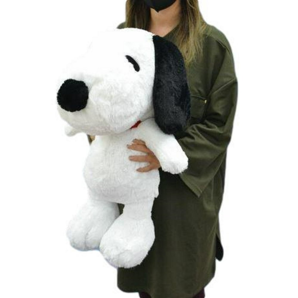 jumbo stuffed snoopy