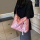 thumbnail image 4 of Bolso Hombro para Mujer Nailon Acolchado Moderno, 4 of 9