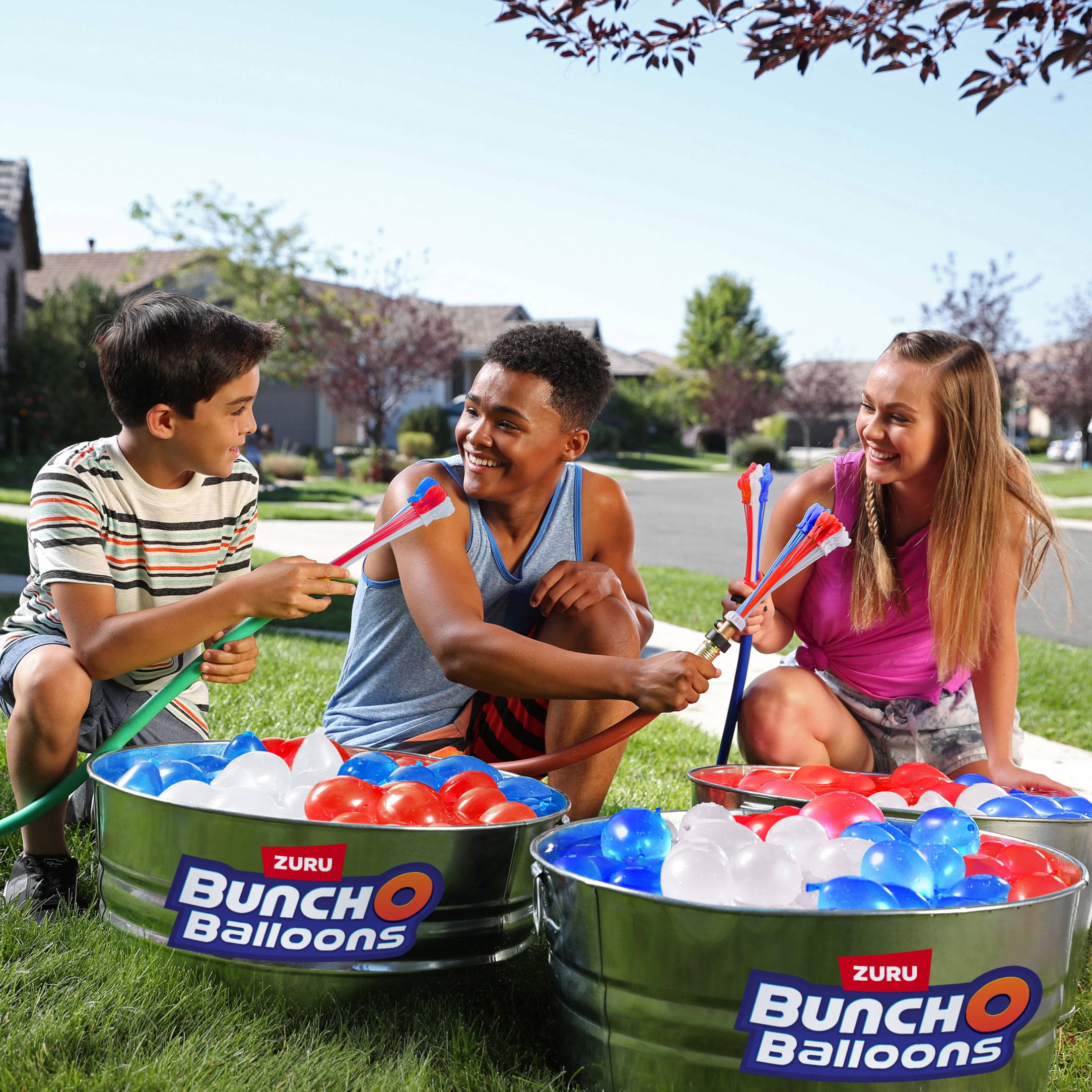 Bunch O Balloons Red, White & Blue 100+ Rapid-Filling Self-Sealing Water Balloons (3 Pack) by ZURU