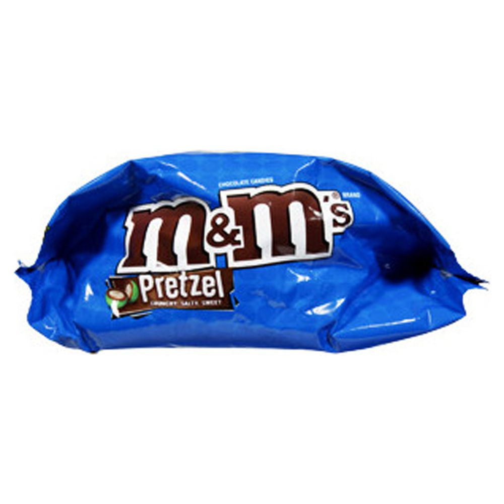 M&M's Chocolate Candies, Pretzel, Family Size - 15.40 oz