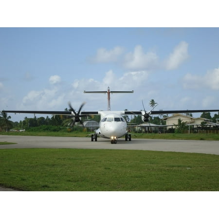 Canvas Print Flight Tuvalu Airstrip Plane Funafuti Stretched Canvas 10 x