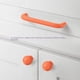 thumbnail image 4 of Tirador pequeño de color sencillo para armario, cajón, estantería, habitación infantil, naranja, rosa, azul, verde y blanco, 4 of 5