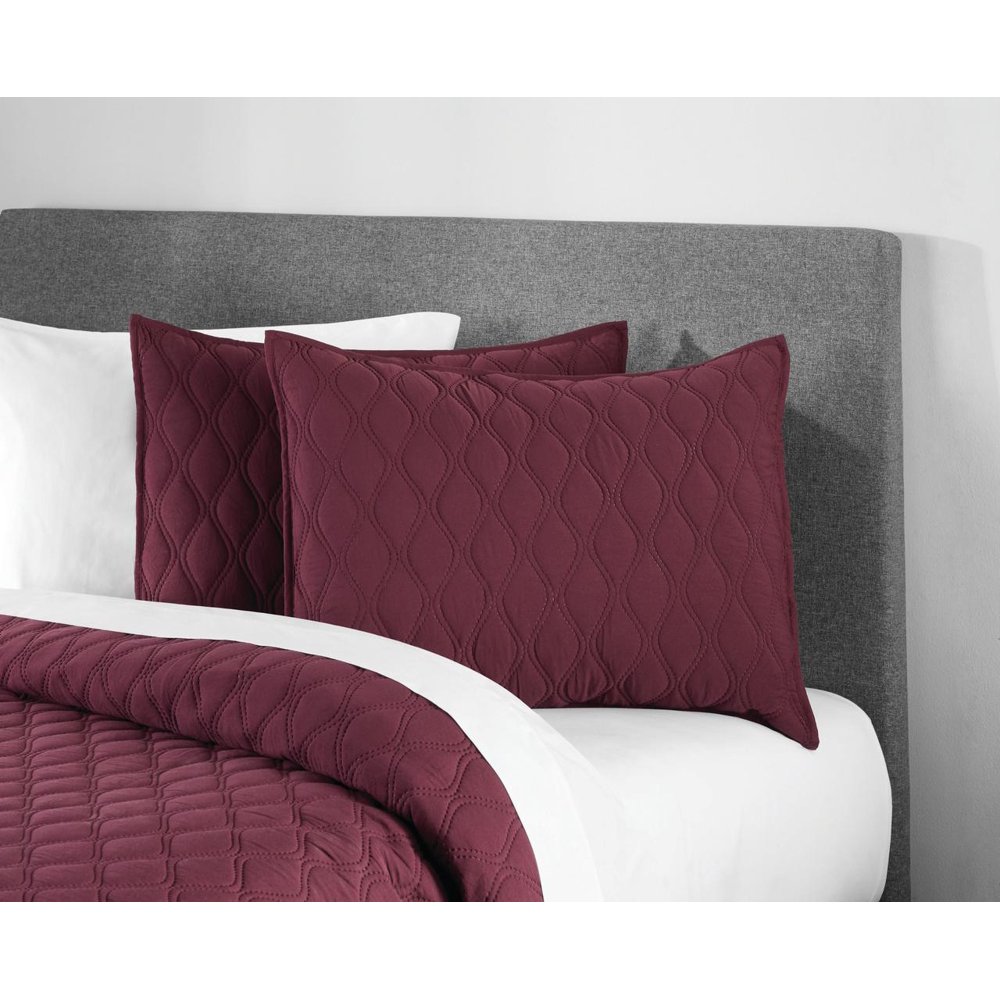 Mainstays Burgundy Ogee Soft Wash Quilted Sham, King