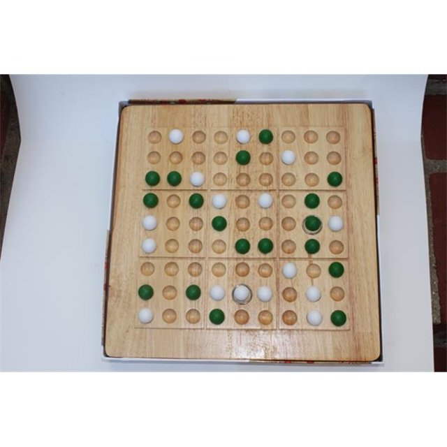 Tic-Tac-Ku Solid Wood Game Green And White
