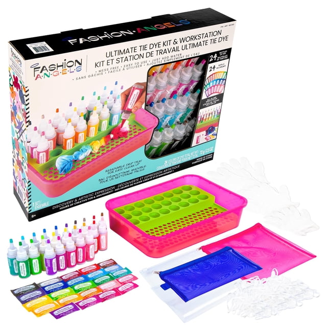 kit tie dye fashion angels ultimate con estación de trabajo y accesorios, kit de teñido anudado multicolor con bandeja de trabajo rosa y verde, 24 botellas llenas de colores surtidos, 24 paquetes de tinte en polvo, tina moldeada con 24 soportes para botellas y drenaje, 200 bandas elásticas, 30 pares de guantes sin látex y 3 bolsas de almacenamiento; vista frontal centrada con componentes ordenados sobre fondo blanco, a menudo usado para manualidades, fiestas y proyectos familiares.