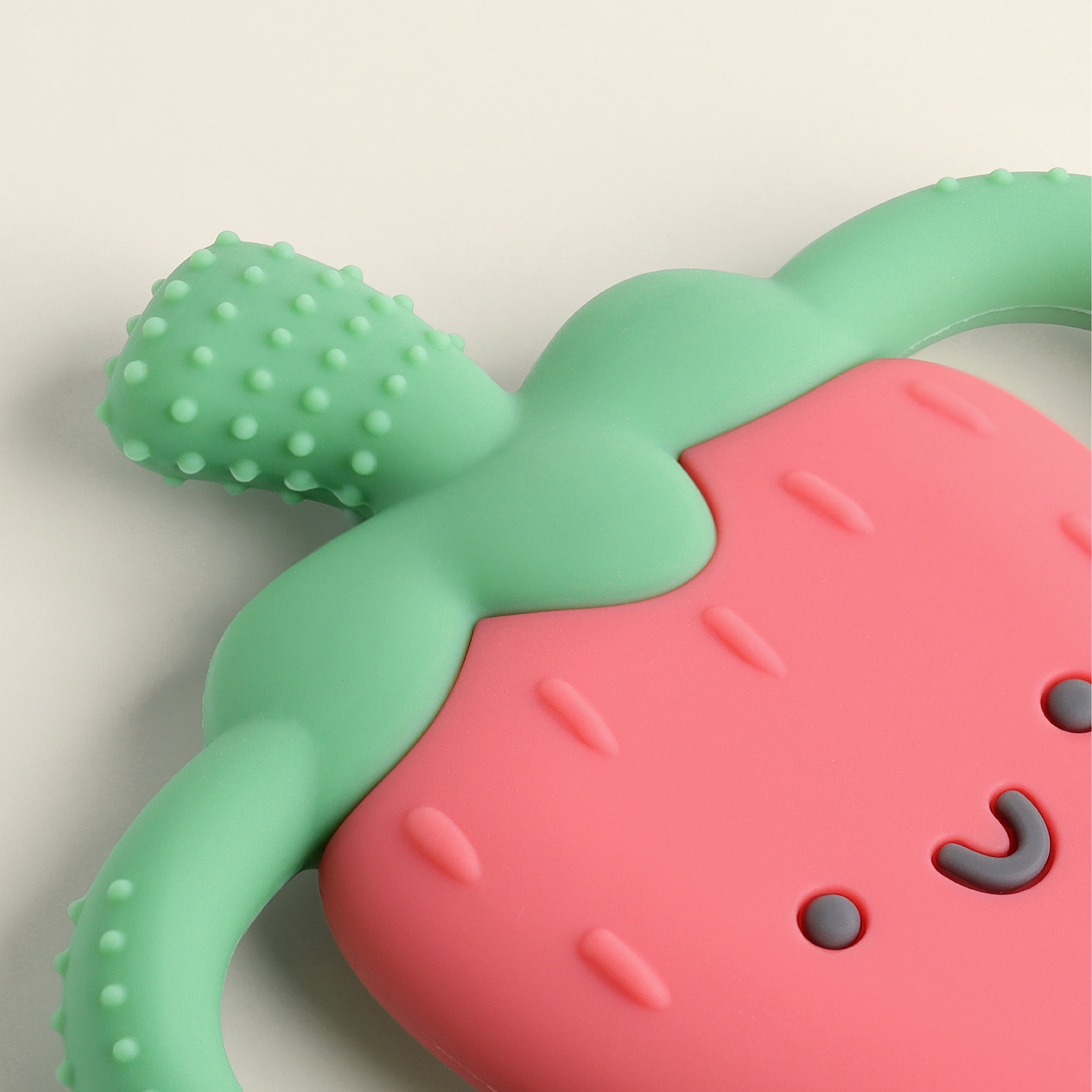 Itzy Ritzy Chew Crew Strawberry Teether