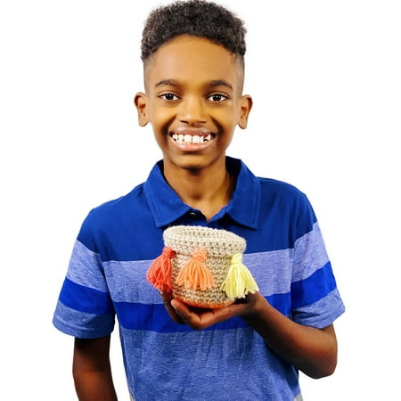 Boye® Jonah’s Hands™ Crochet Friends Pencil Cup Crochet Yarn Kit