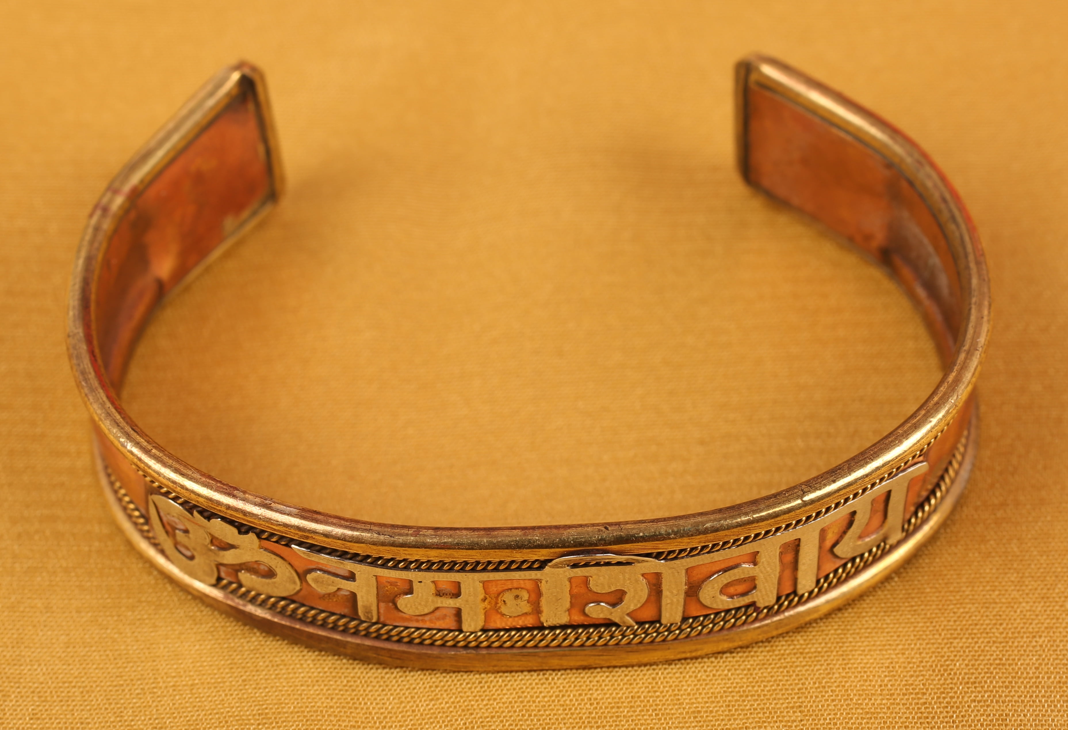 Om Namah Shivaya Tibetan Buddhist bracelet 15mm – The Buddha Buddha