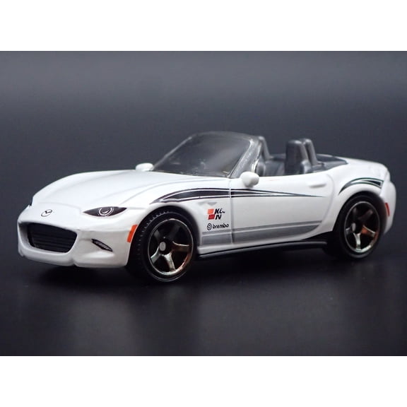 Open Box 2015-2025 MAZDA MX5 MIATA CONVERTIBLE ND 1:64 SCALE DIORAMA DIECAST MODEL CAR