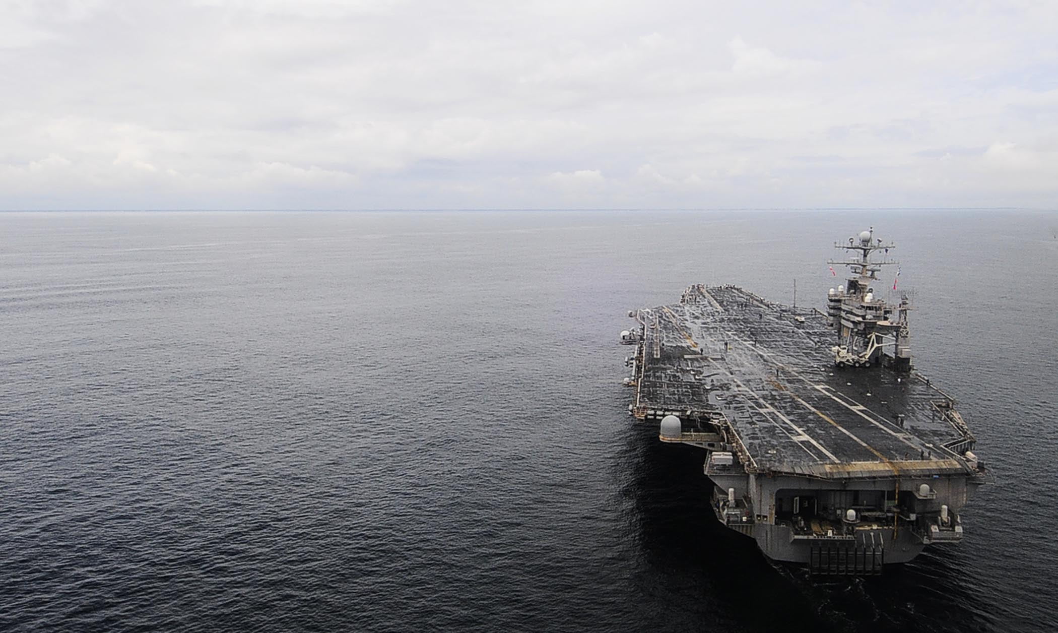 LAMINATED POSTER The aircraft carrier USS Abraham Lincoln (CVN 72