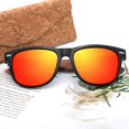 thumbnail image 4 of Gafas de sol polarizadas para hombre y mujer, gafas de sol de madera, gafas clásicas, 4 of 5