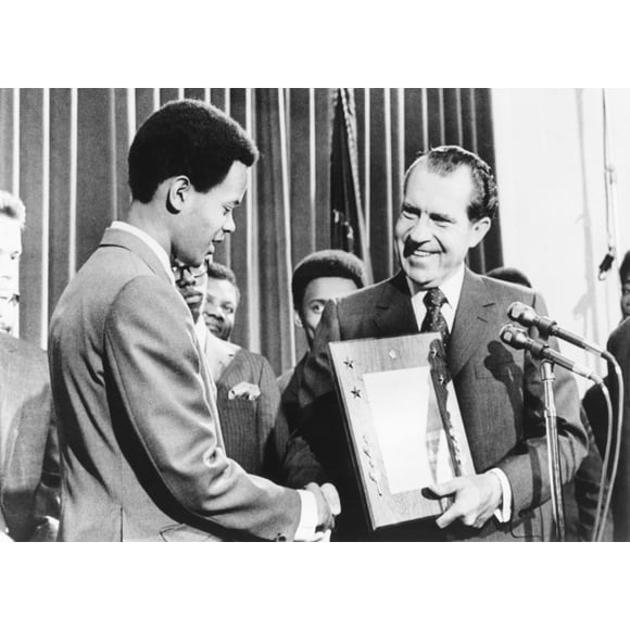James Heath Félicité par le Président Nixon Histoire (24 x 18)