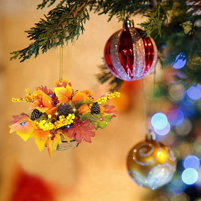 Xihbxyly Colgante Navideño, Cesta Colgante 3D, Decoración de Regalo de Madera, Ligero y Fácil de Colgar, Adorno Versátil para Árbol, Puertas y Bolsos, Perfecto para Fiestas, Tamaño 8 Cm