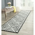 thumbnail image 3 of SAFAVIEH Newport NPT436B Hand-hooked Black / White Rug, 3 of 9