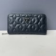 thumbnail image 1 of Cartera larga europea y americana, simple, arrugada, de color sólido, con bordado de rombos, suave, bolso de identificación, 1 of 4