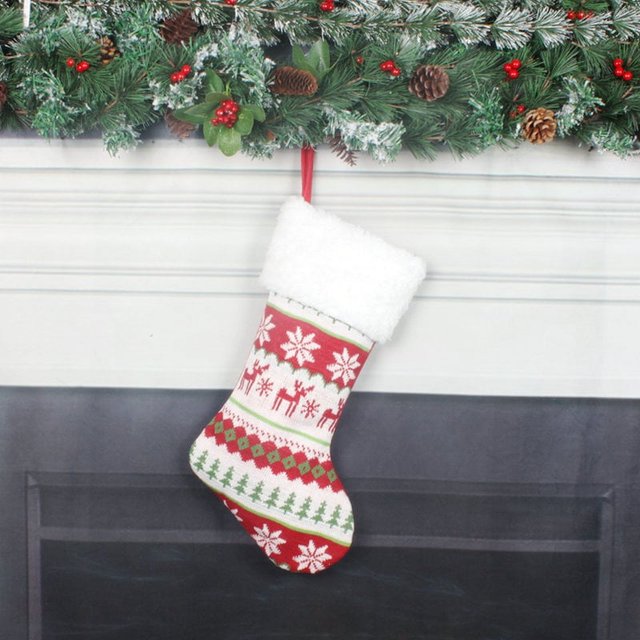 Calcetines decorativos navideños para niños, bolsa de regalo de dulces, accesorios colgantes, calcetines navideños de lana roja, novedad de 2024